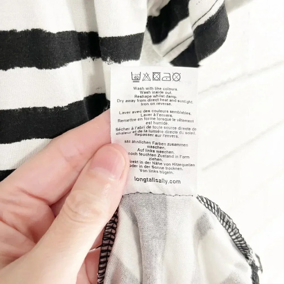 Long Tall Sally Black & White Striped Scoop Neck Tee Shirt Women's Size Medium - Picture 6 of 7